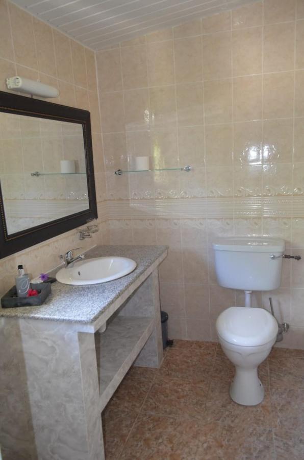 Rising Sun Guesthouse Đảo Đảo La Digue Ngoại thất bức ảnh