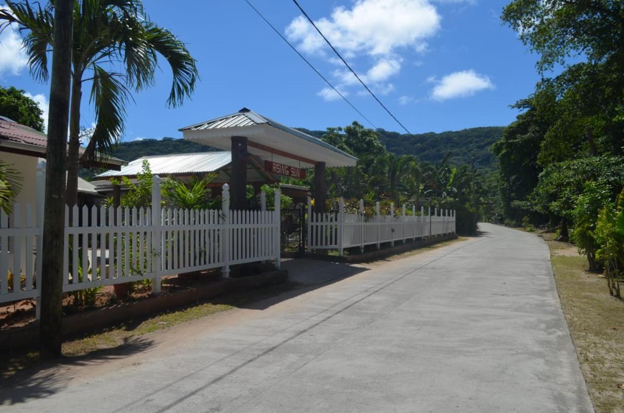 Rising Sun Guesthouse Đảo Đảo La Digue Ngoại thất bức ảnh